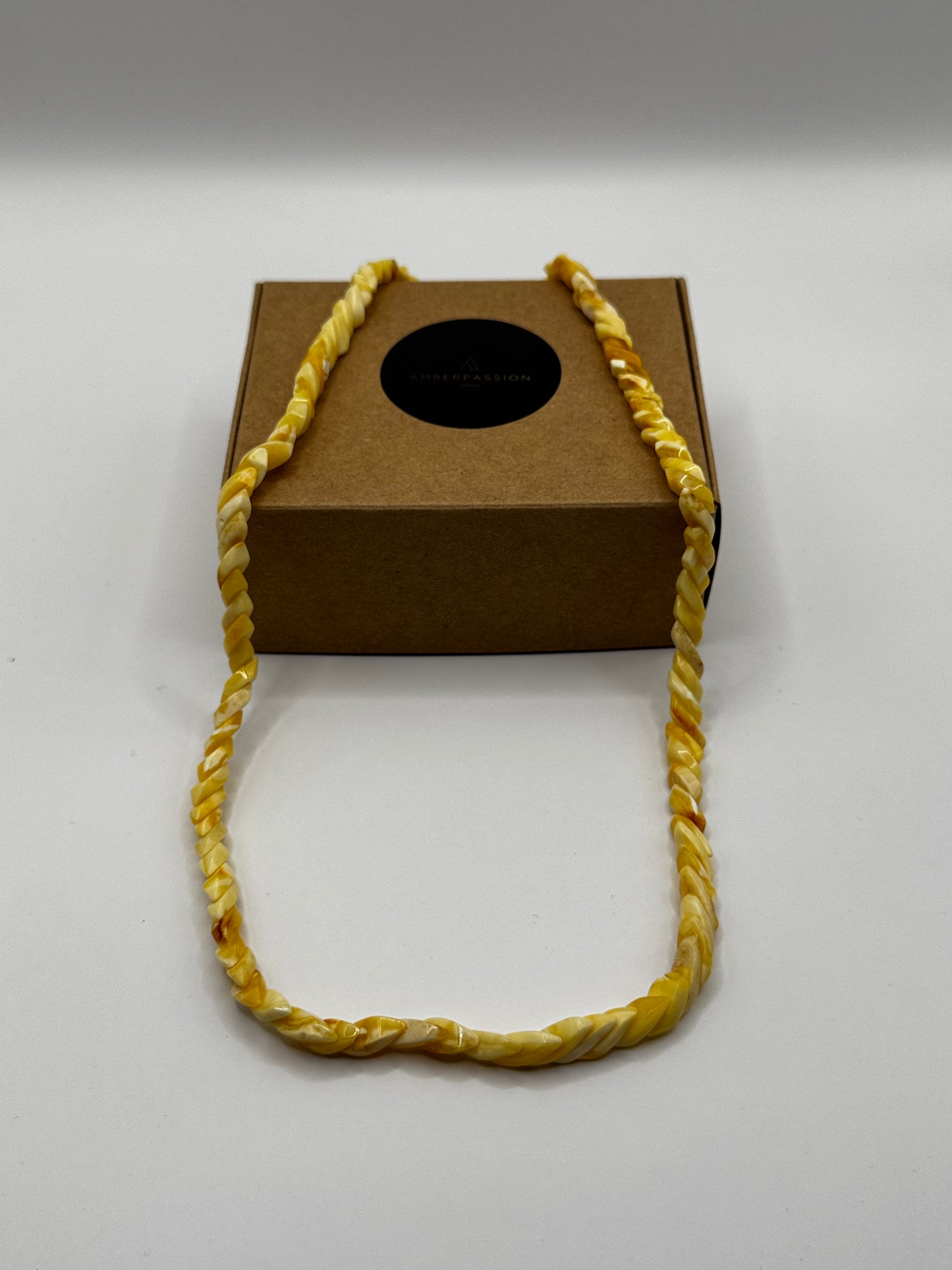 Amber Adults Polish Milky Snake Necklace
