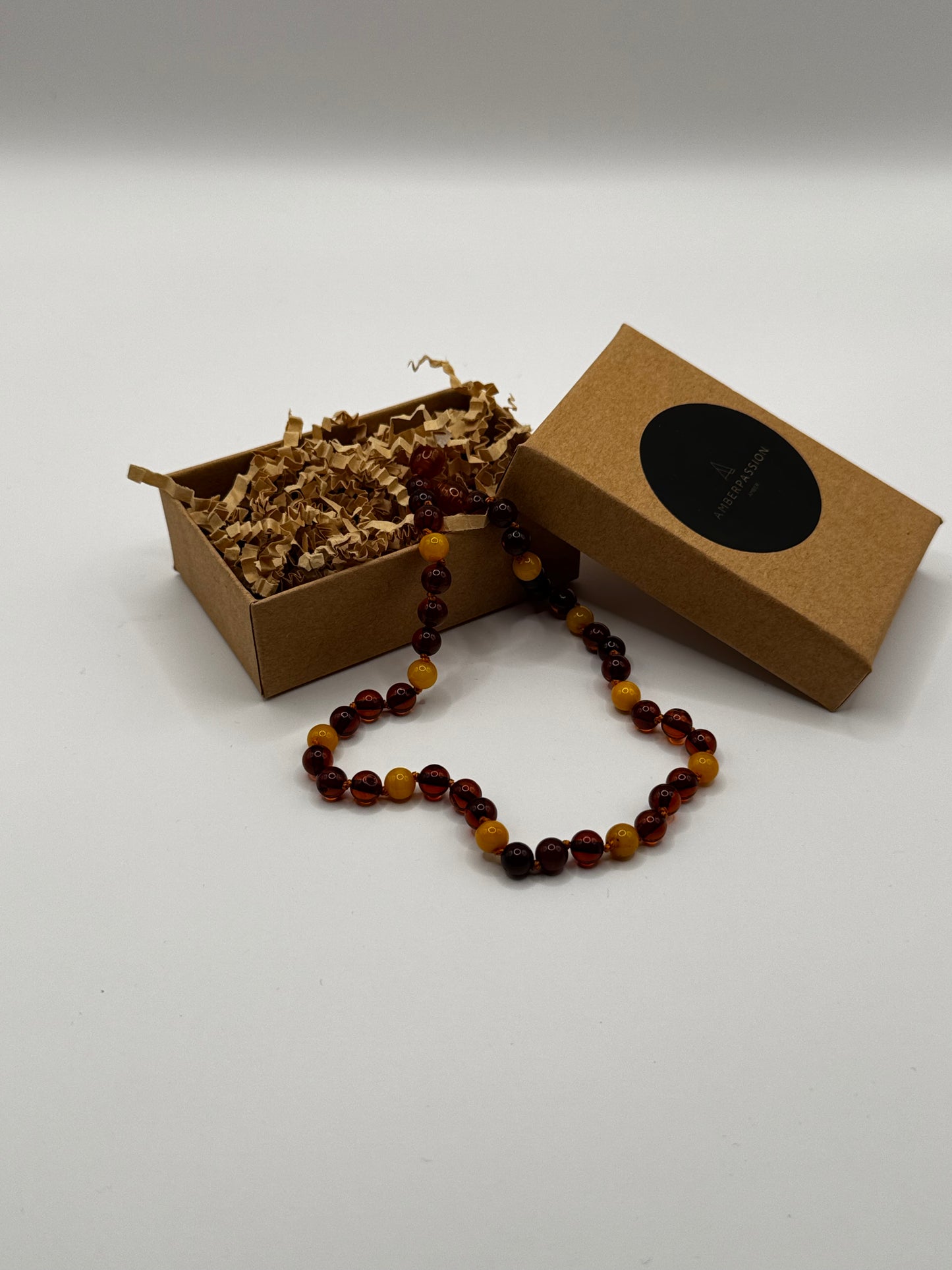 Amber Baby Polish Cognac/Milky Round Necklace