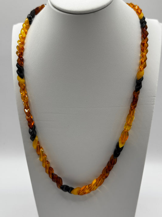 Amber Adults Polish Snake Shape Necklace