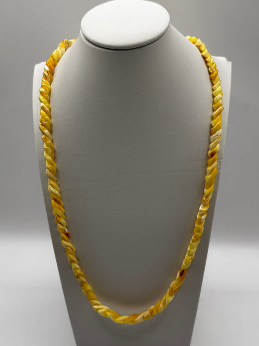 Amber Adults Polish Milky Snake Necklace